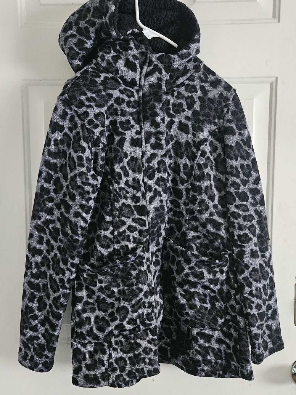 Madden Girl Hooded Leopard Print Hooded Zip Coat in Black and Gray WMNS S EUC
